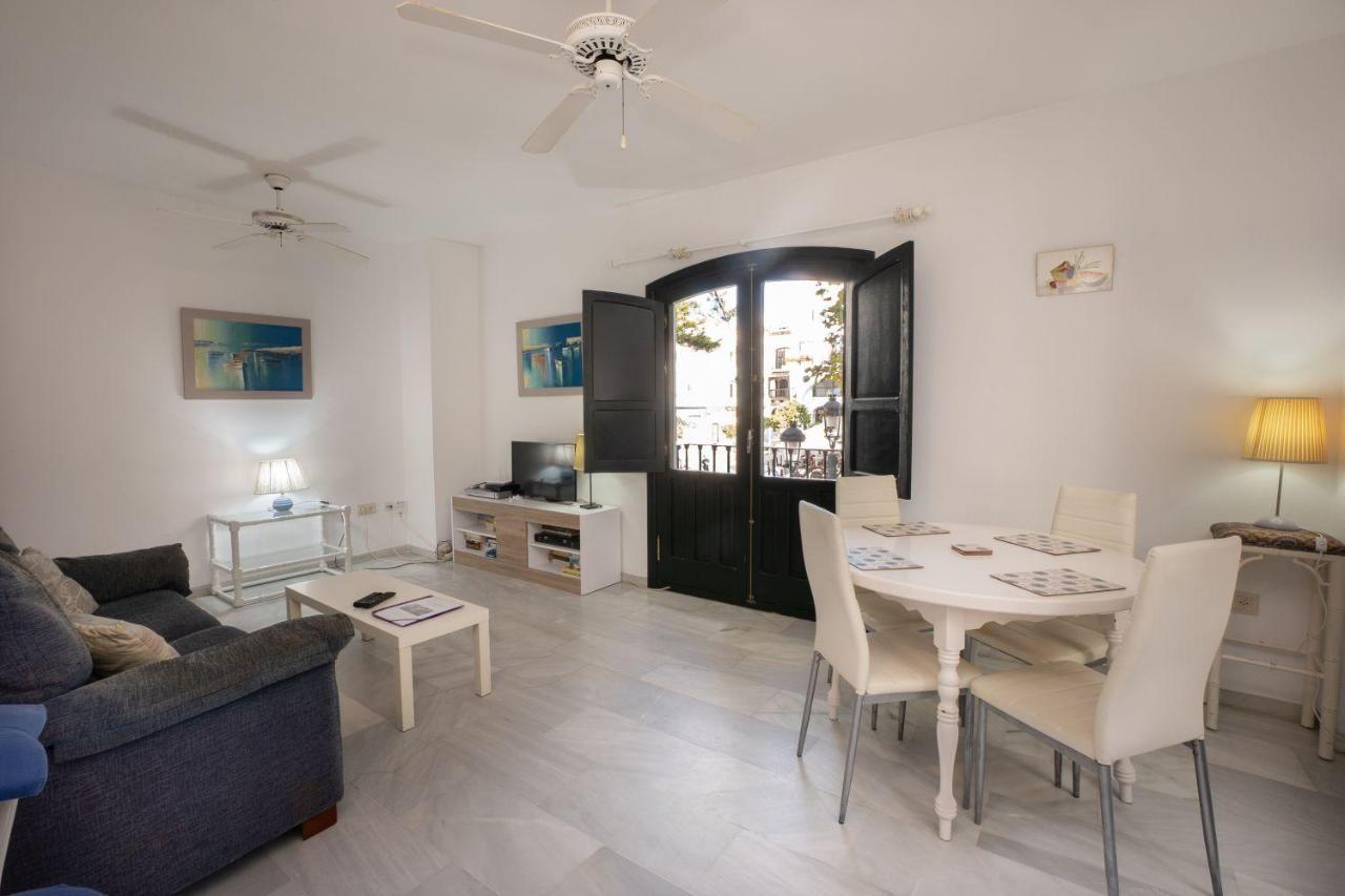 Appartement Balcon De Europa 4 Menyber à Nerja Extérieur photo